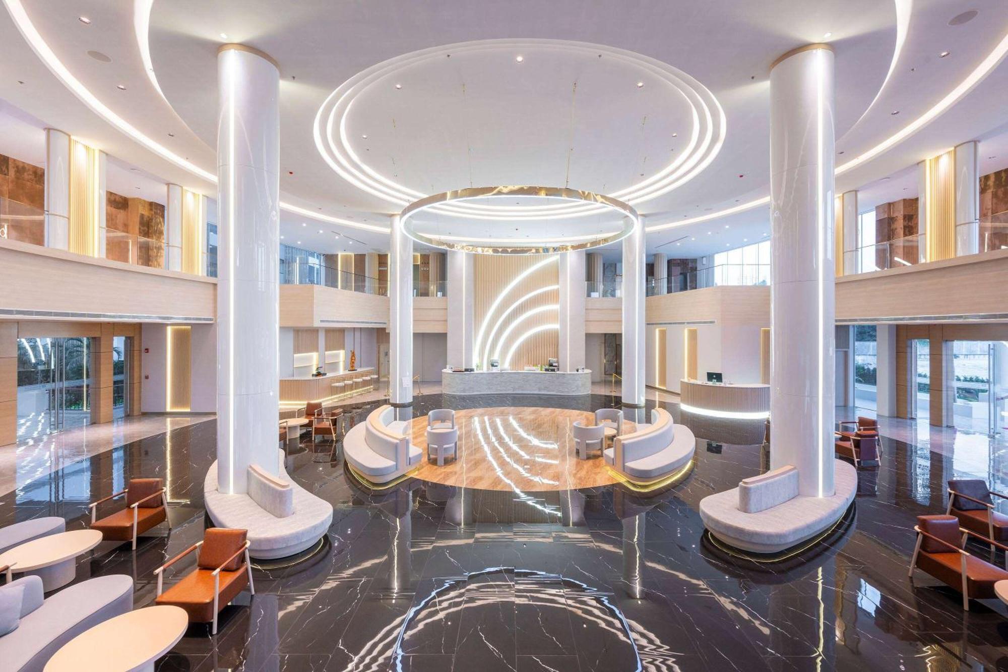 Wyndham Jomtien Pattaya Hotel Na Chom Thian Buitenkant foto
