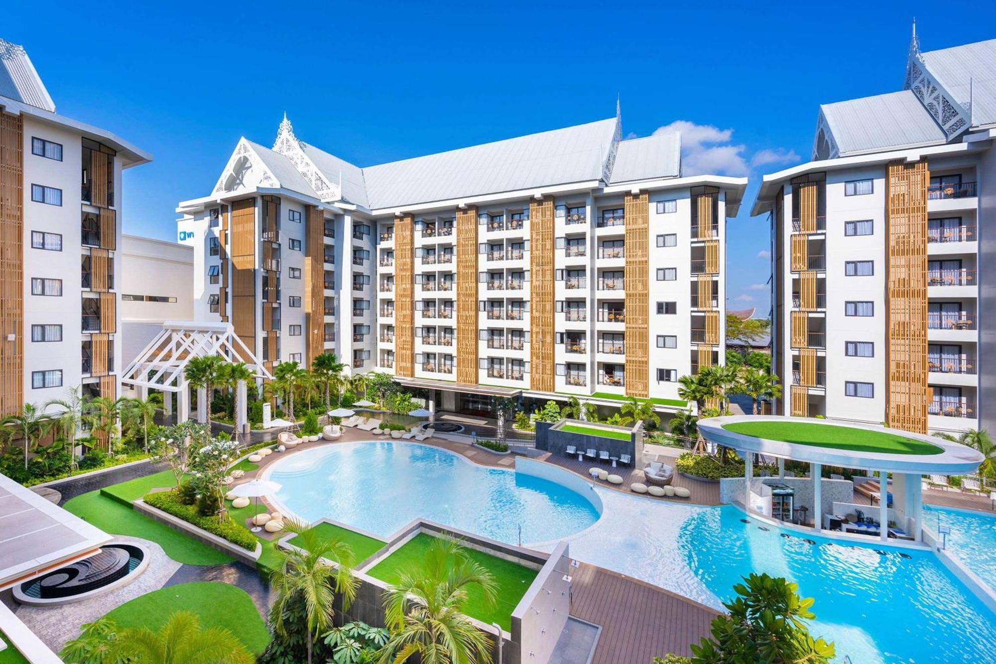 Wyndham Jomtien Pattaya Hotel Na Chom Thian Buitenkant foto