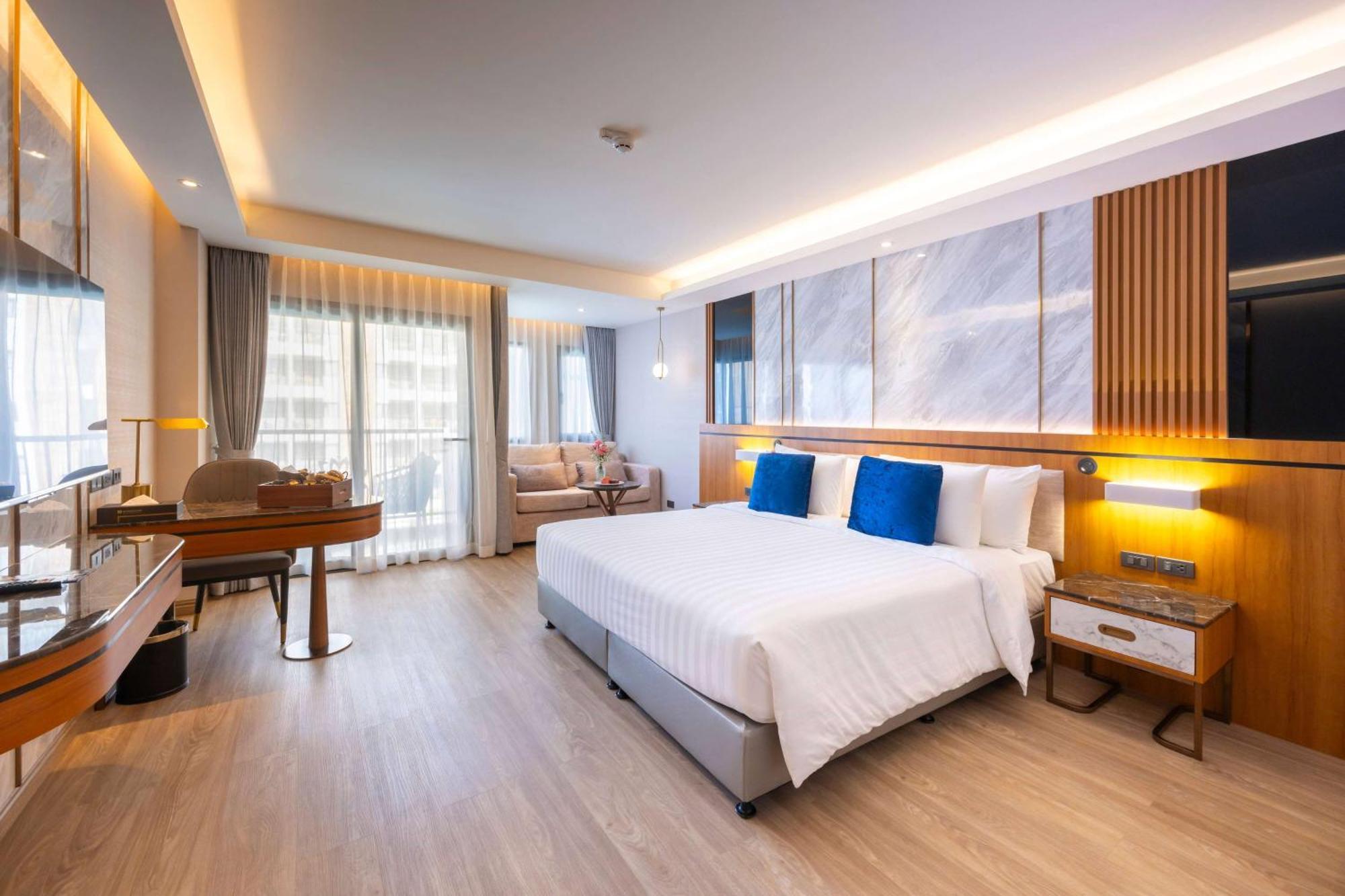 Wyndham Jomtien Pattaya Hotel Na Chom Thian Buitenkant foto