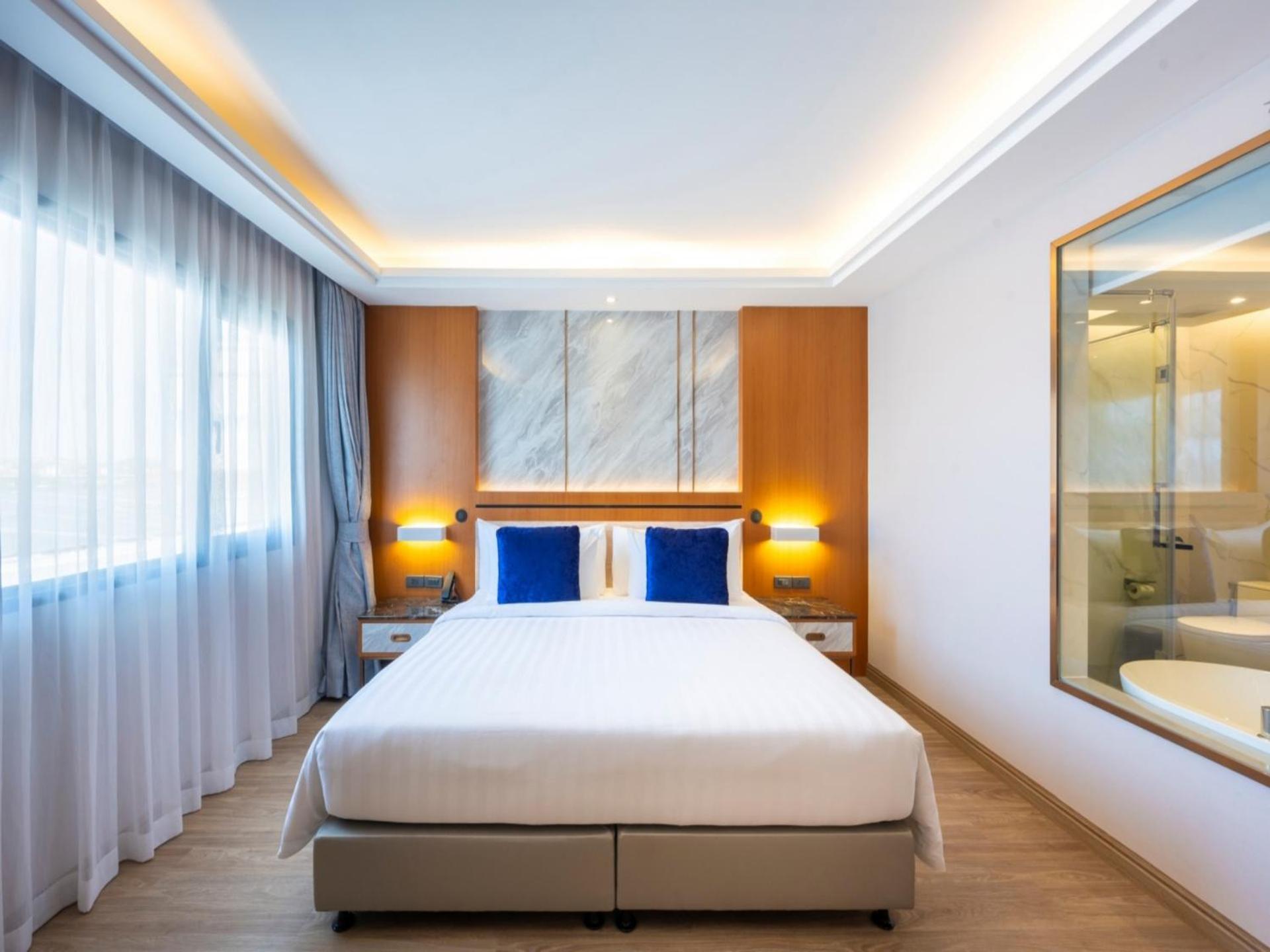 Wyndham Jomtien Pattaya Hotel Na Chom Thian Buitenkant foto