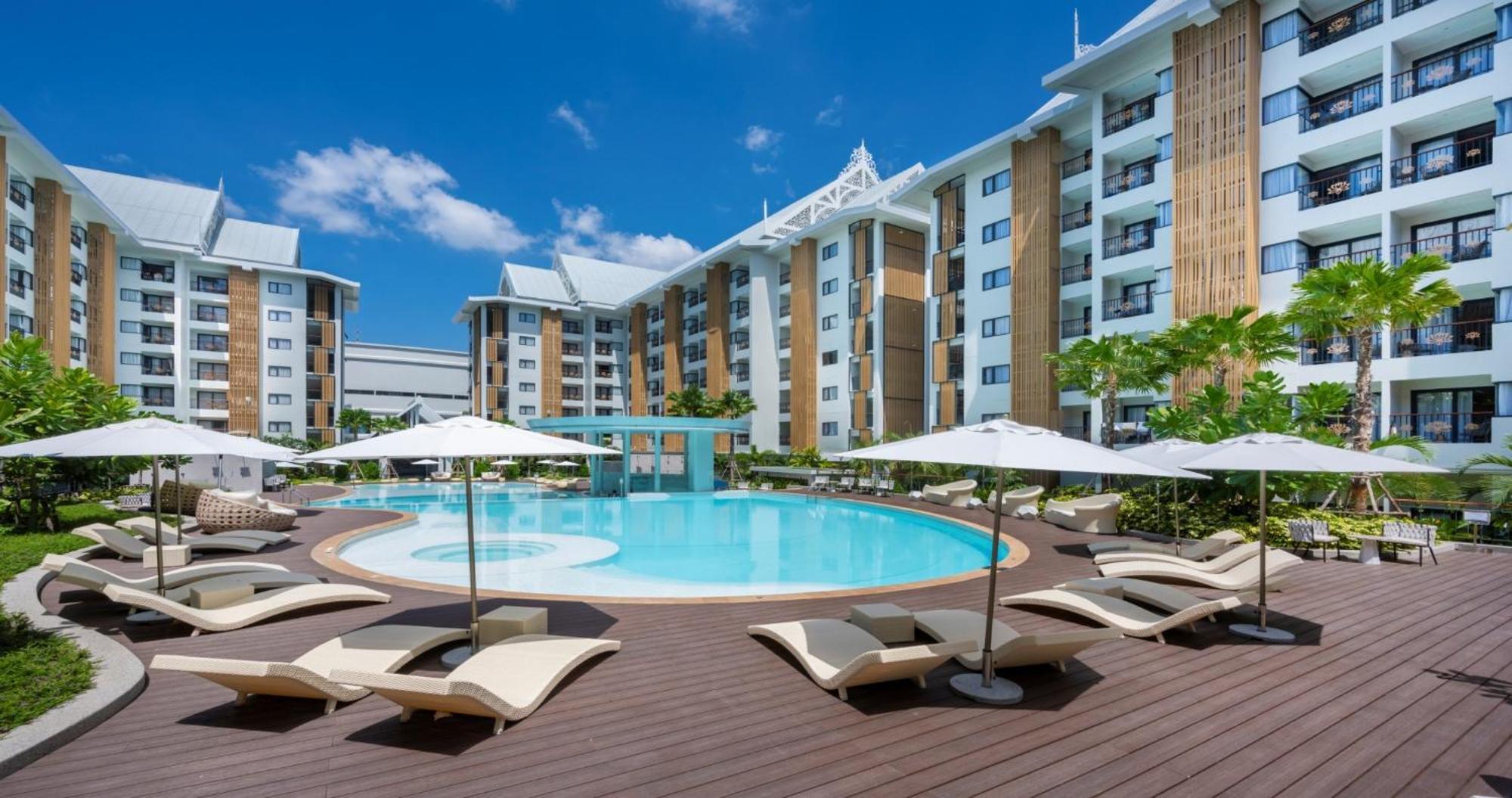 Wyndham Jomtien Pattaya Hotel Na Chom Thian Buitenkant foto